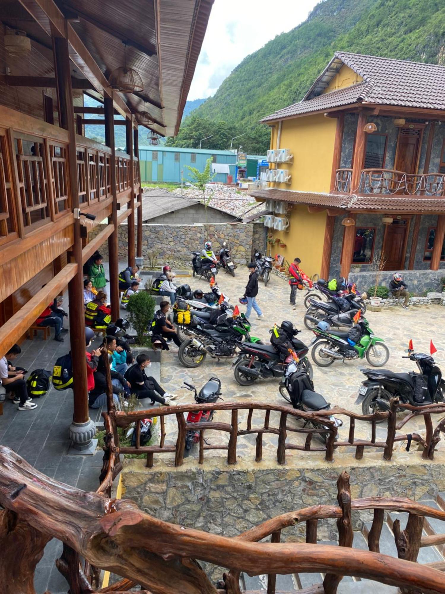 Cao Nguyen Da Homestay Meo Vac Экстерьер фото